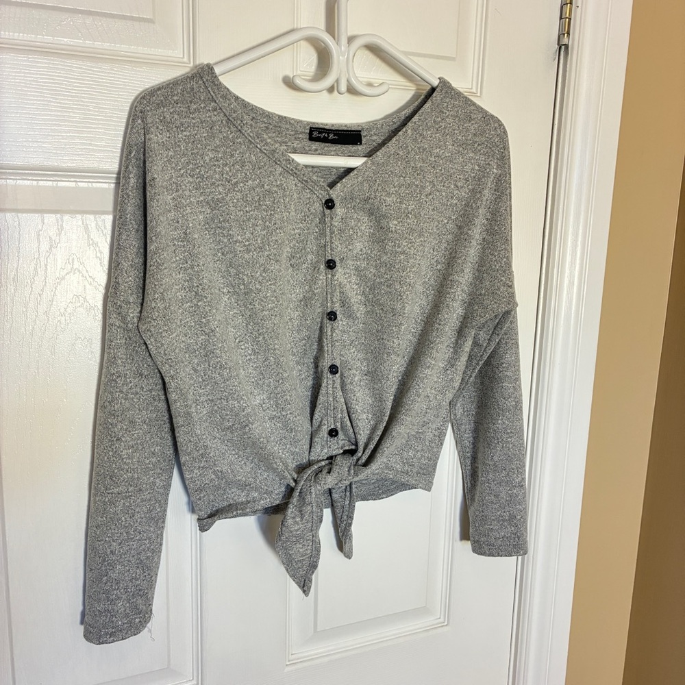 Brit & Bri Heather Gray Tie Front Knit Top Women’s Medium Long Sleeve